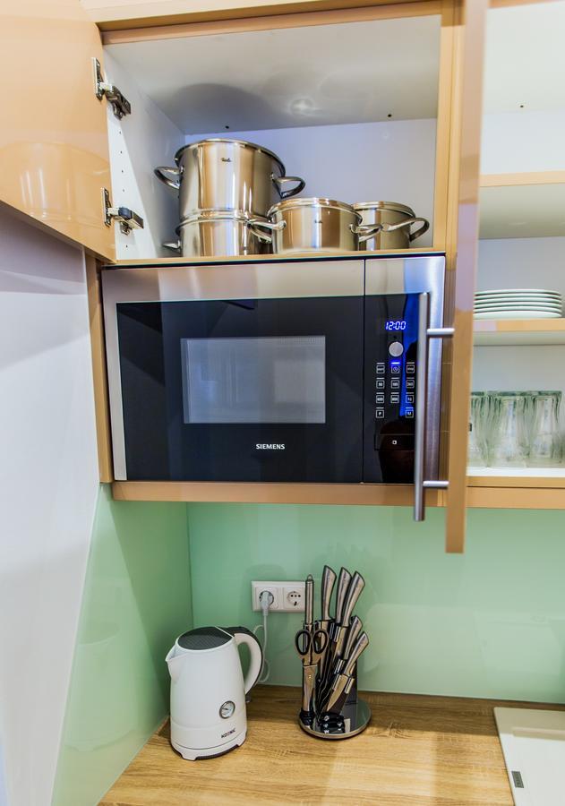 Market & Free Parking Apartment